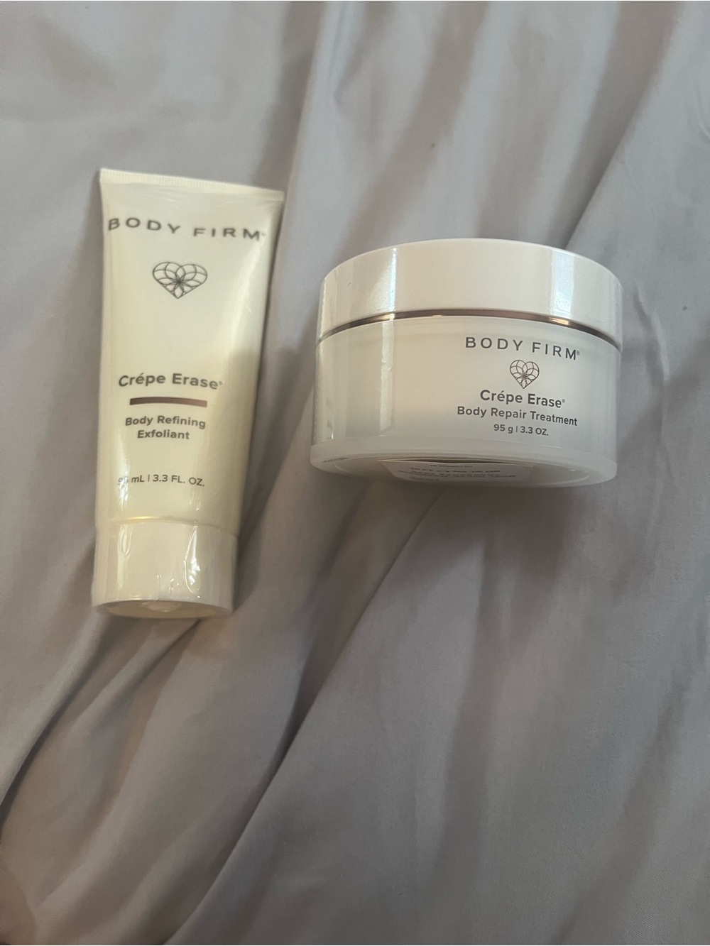 Body Firm Crêpe Erase Body Repair Treatment & Exfoliant - White